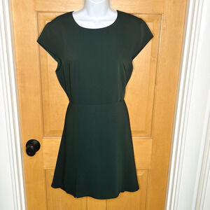 Aritzia Babaton Hamptons Mini Dress Size 8 Green Short Sleeves Open Back